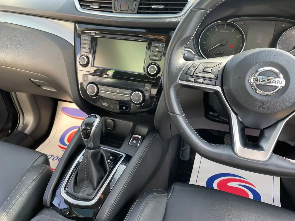 2019-nissan-qashqai-13-dig-t-tekna-160ps-dct-big-15