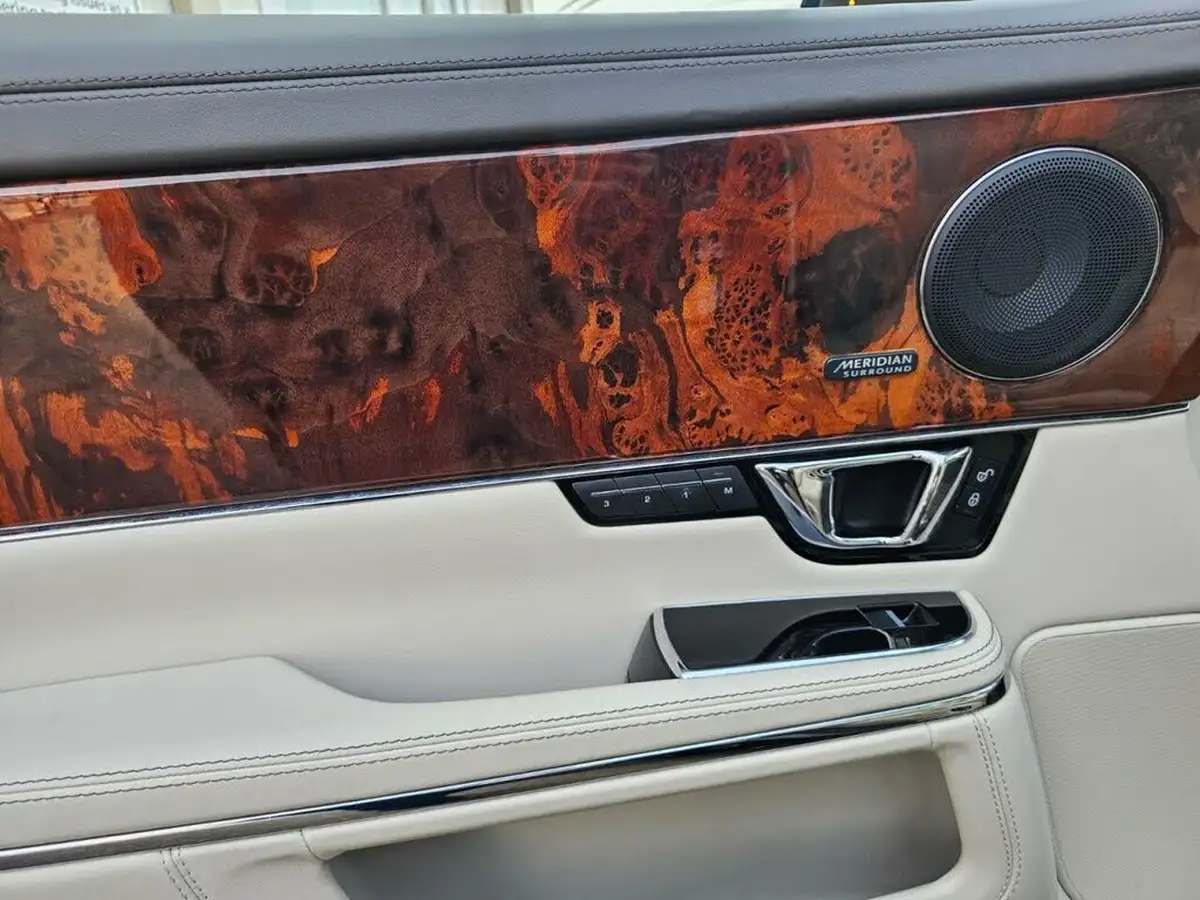 2014-jaguar-xj-series-30td-xj-portfolio-swb-auto-big-25