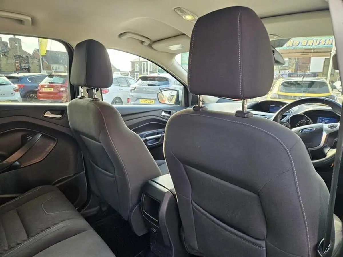 2016-ford-kuga-15t-zetec-150ps-big-13