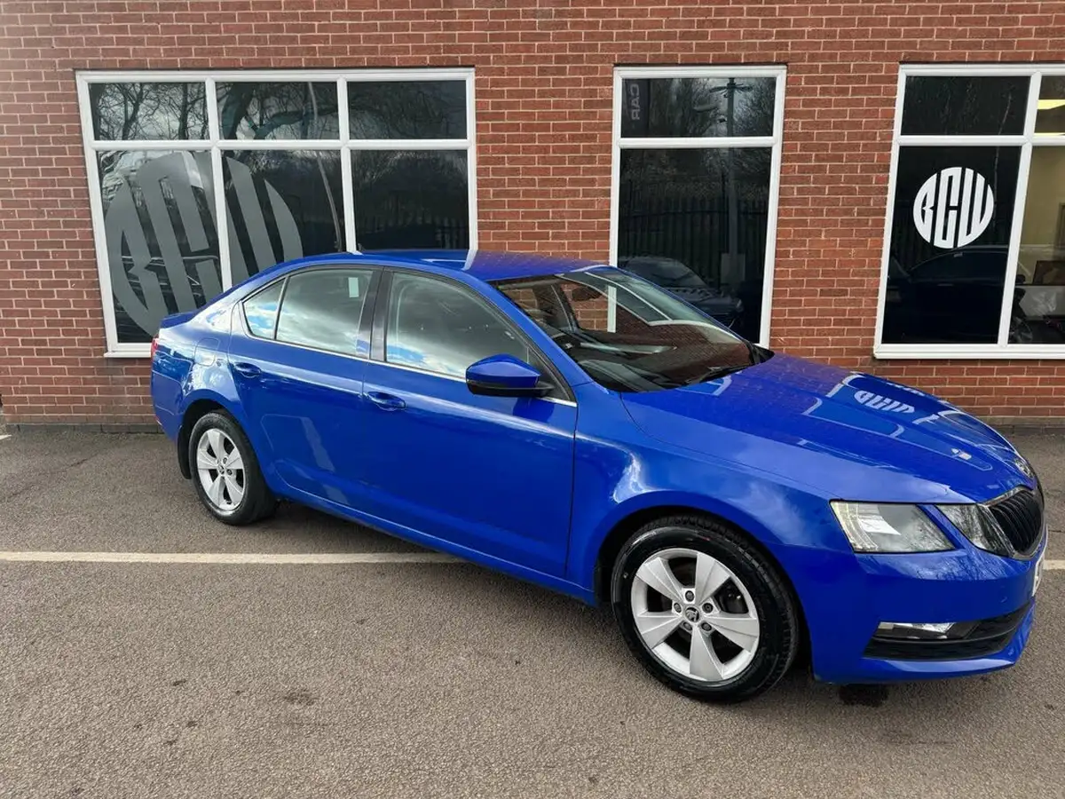 2019-skoda-octavia-10-tsi-se-technology-hatchback-big-0