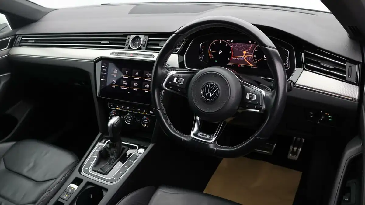2020-volkswagen-arteon-20tdi-r-line-150ps-fastback-dsg-big-8