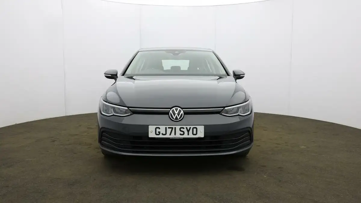 2021-volkswagen-golf-10-tsi-life-hatchback-big-1