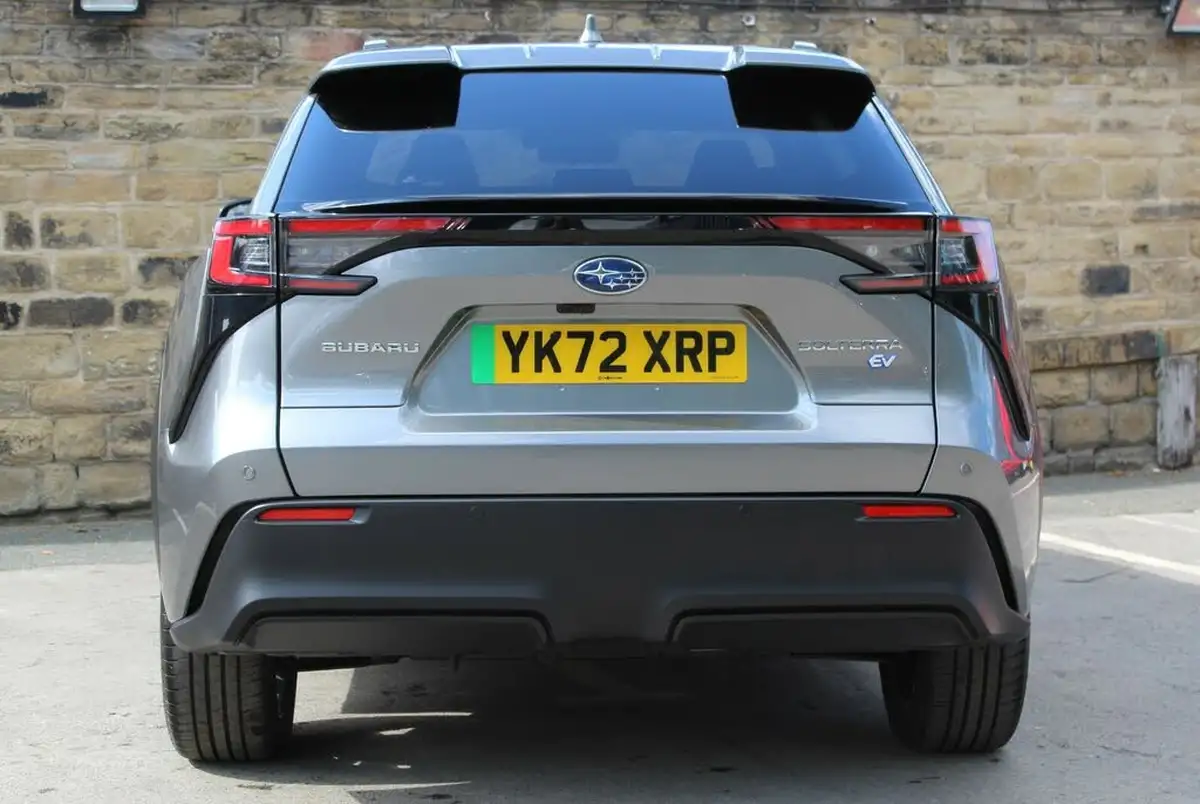 2022-subaru-solterra-e-touring-big-5