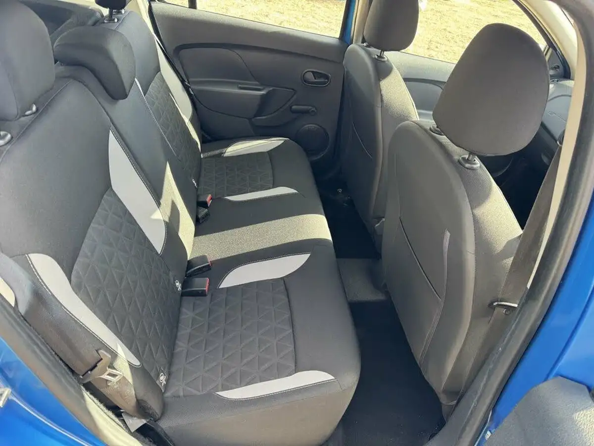2015-dacia-sandero-stepway-15dci-ambiance-big-16