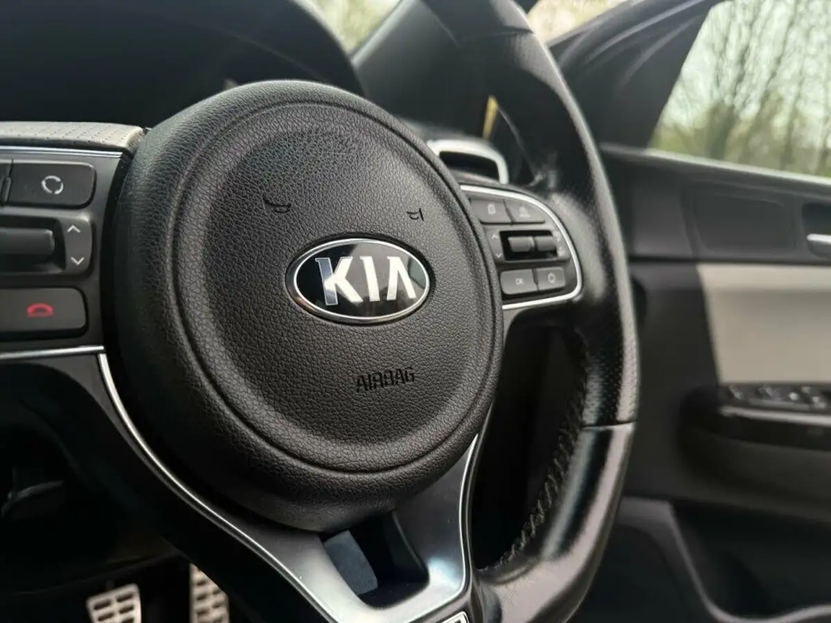 2016-kia-sportage-20crdi-gt-line-big-37