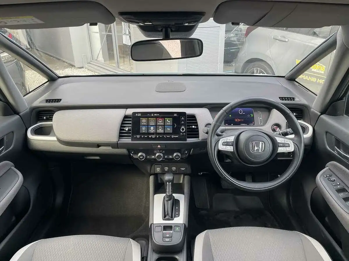 2022-honda-jazz-15-i-mmd-ex-109ps-big-3