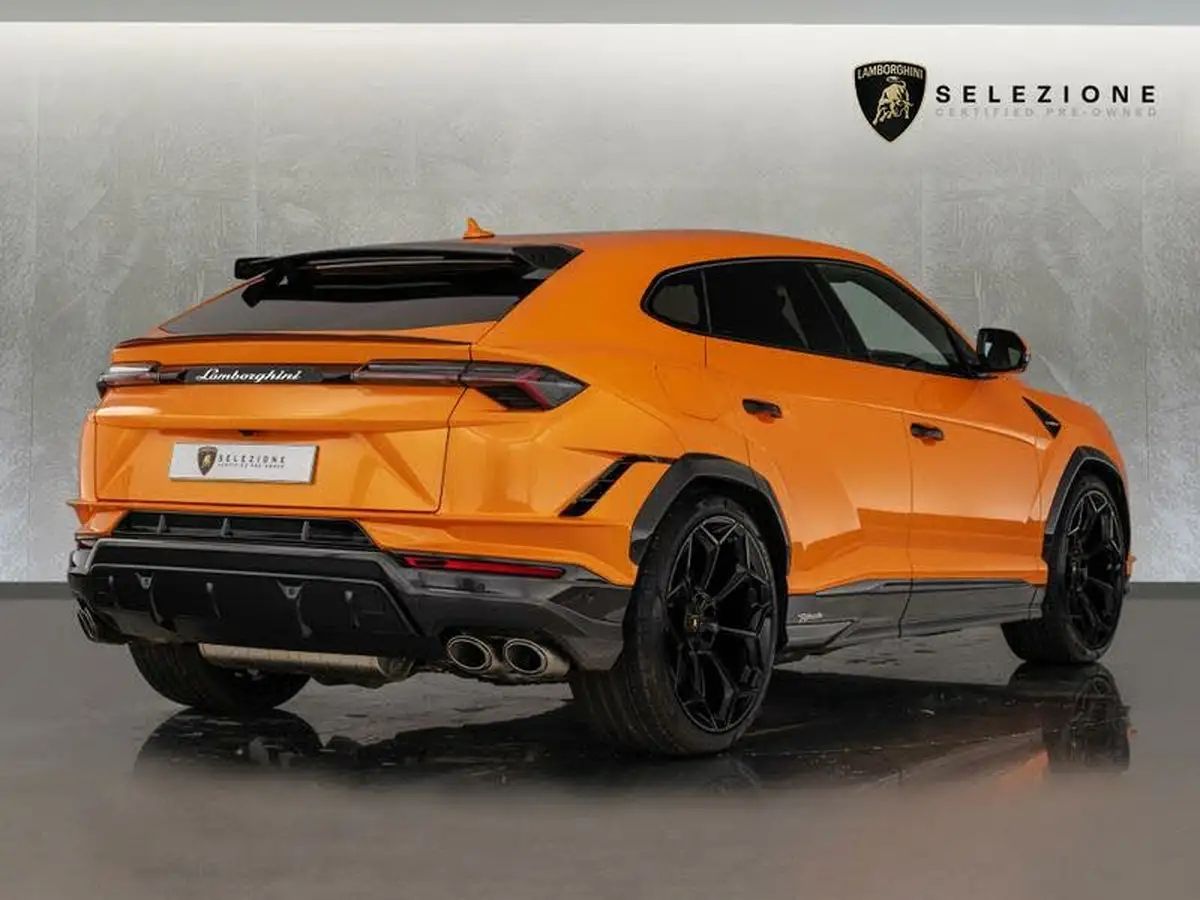 2024-lamborghini-urus-40-no-trim-big-2