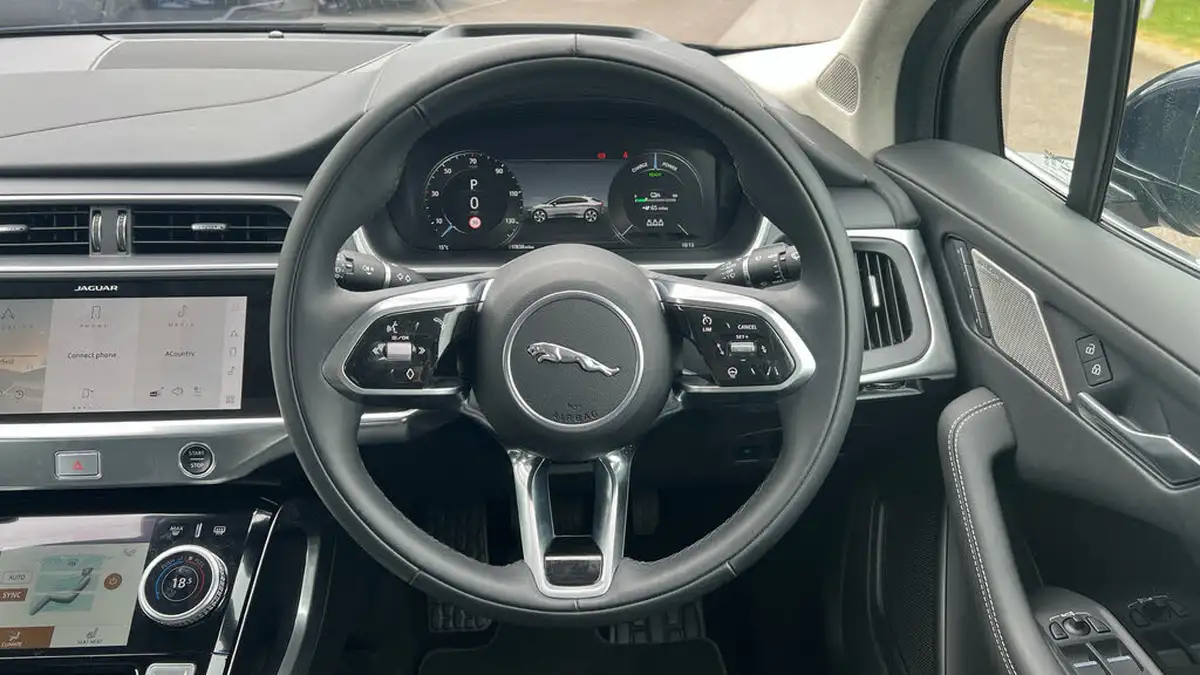 2023-jaguar-i-pace-ev400-r-dynamic-hse-black-big-14