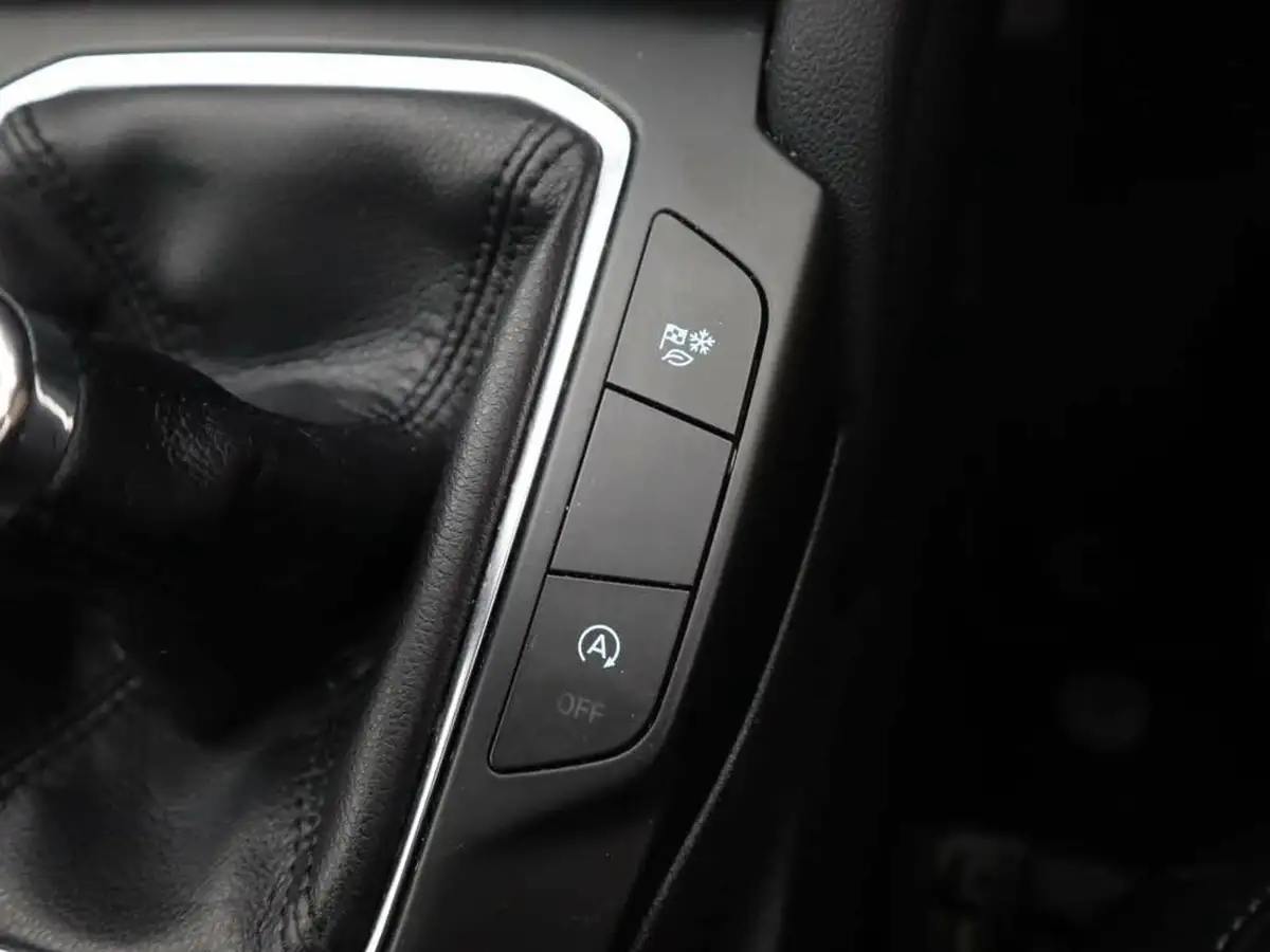 2022-ford-kuga-15-titanium-edition-big-32