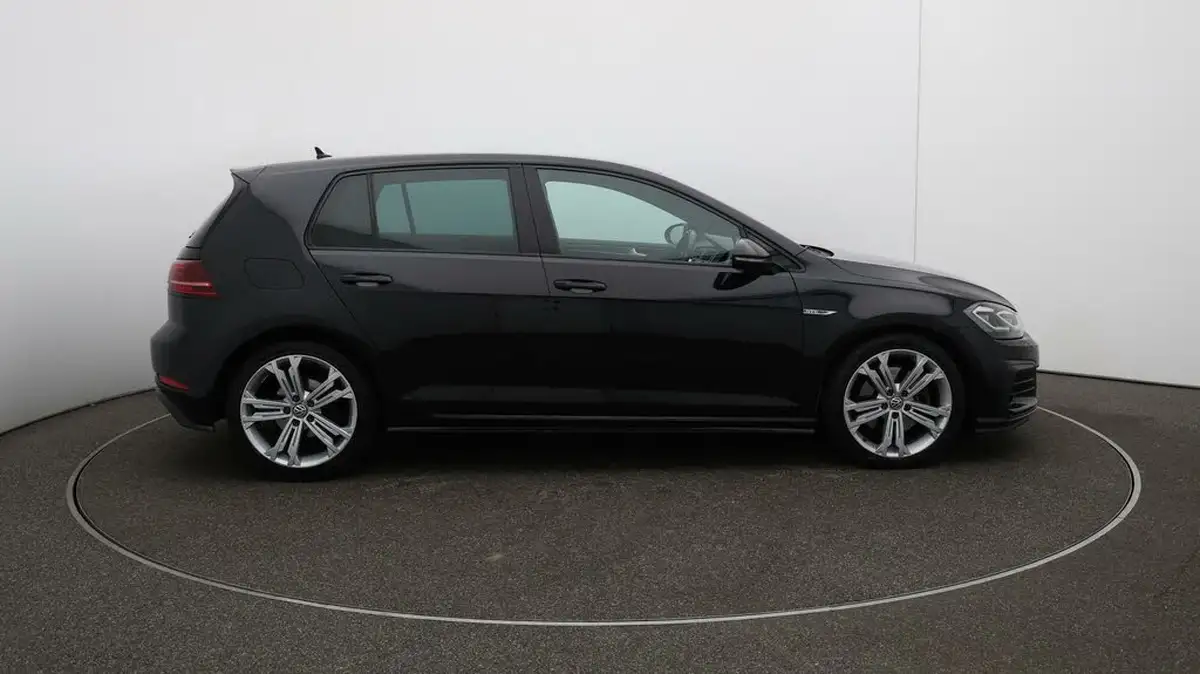 2017-volkswagen-golf-20tdi-gtd-ss-hatchback-5d-dsg-big-37