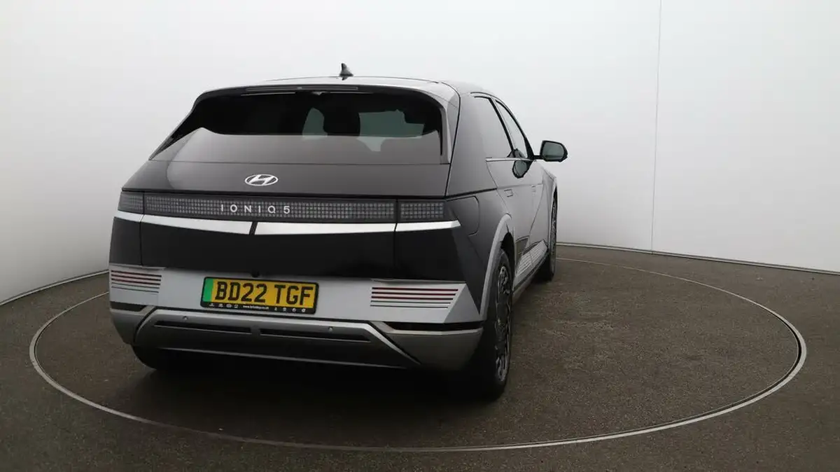 2022-hyundai-ioniq-5-e-ultimate-217ps-73kwh-rwd-big-48