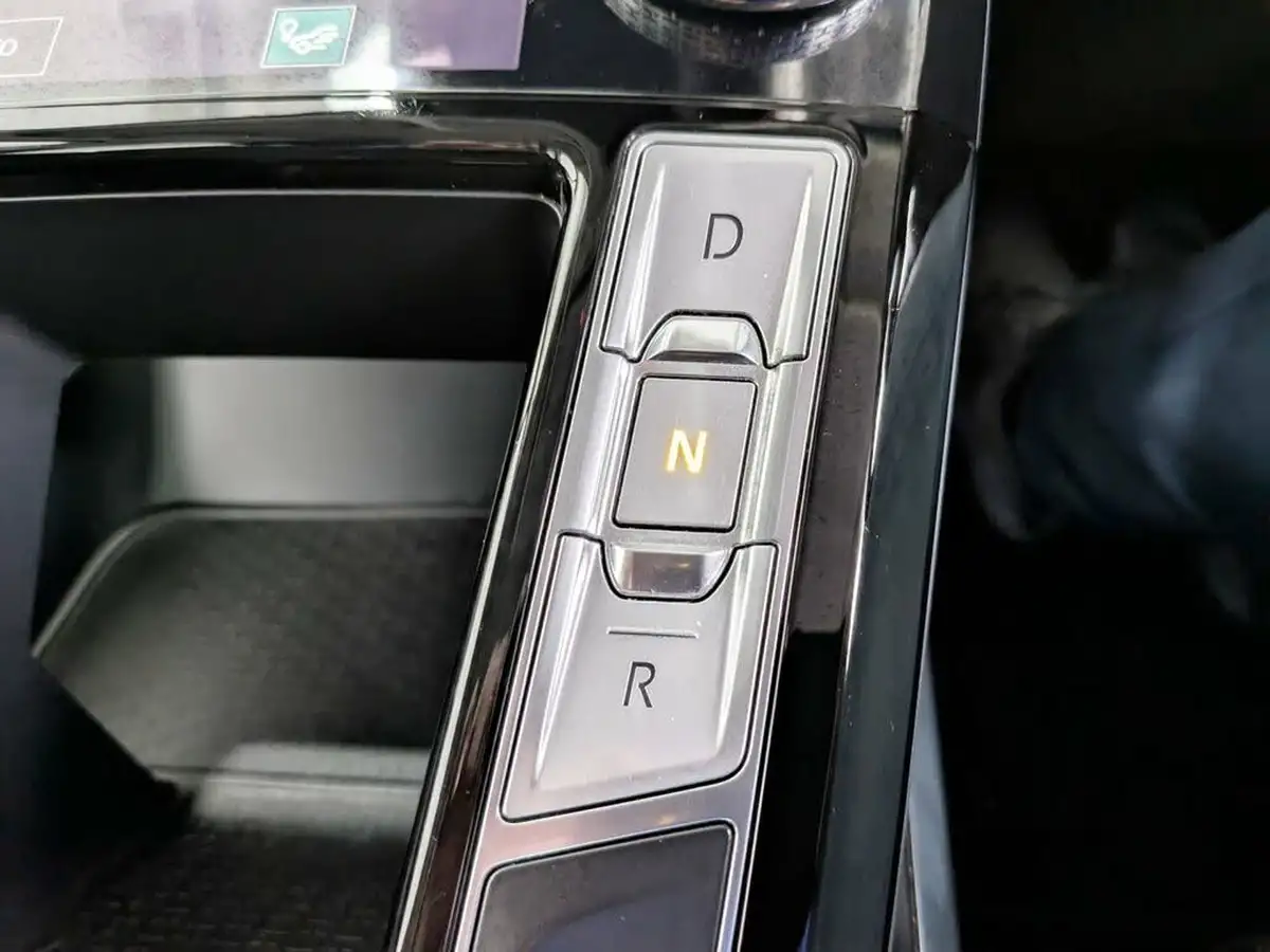 2020-jaguar-i-pace-ev400-s-big-32