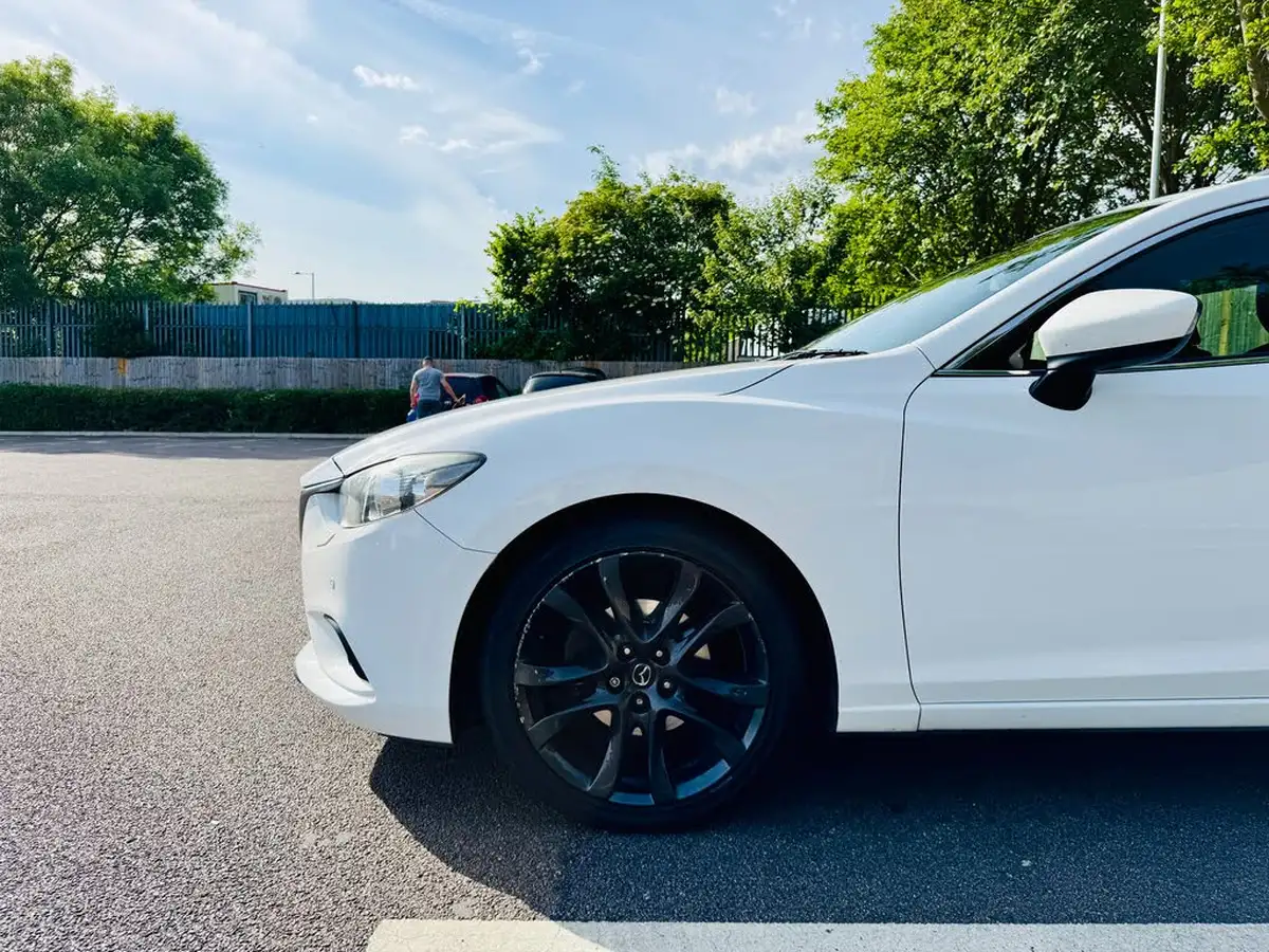 2014-mazda-mazda6-22td-sport-175ps-nav-tourer-5d-auto-big-17