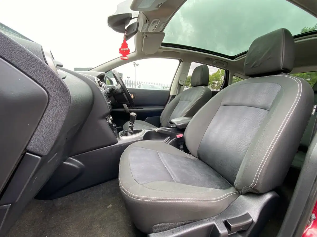 2012-nissan-qashqai-15td-n-tec-big-48
