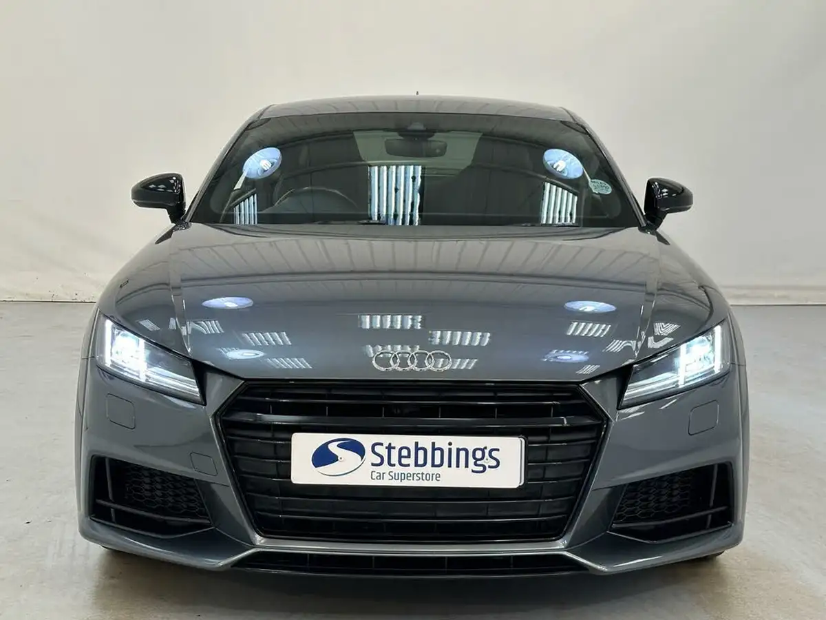2017-audi-tt-coupe-20-tfsi-black-edition-big-2