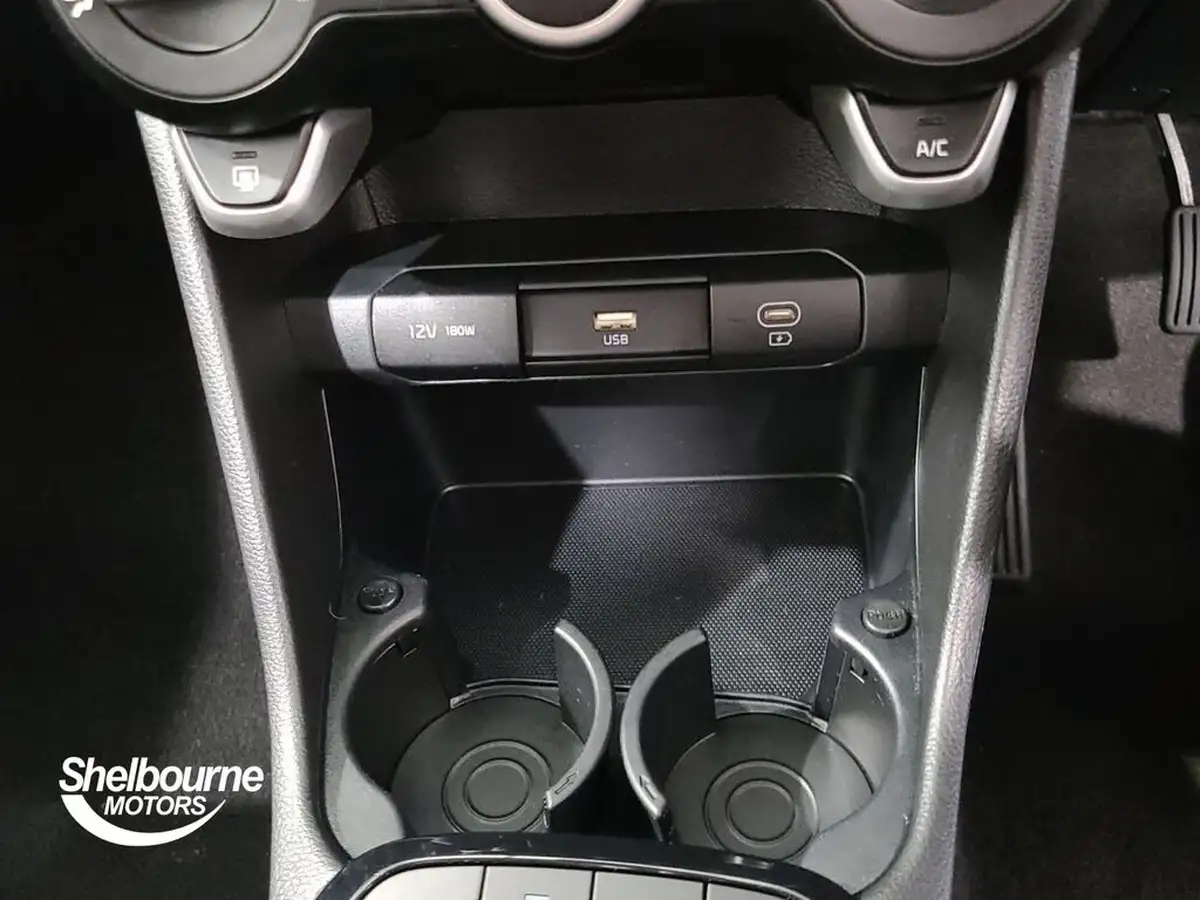 2024-kia-picanto-10-2-big-33
