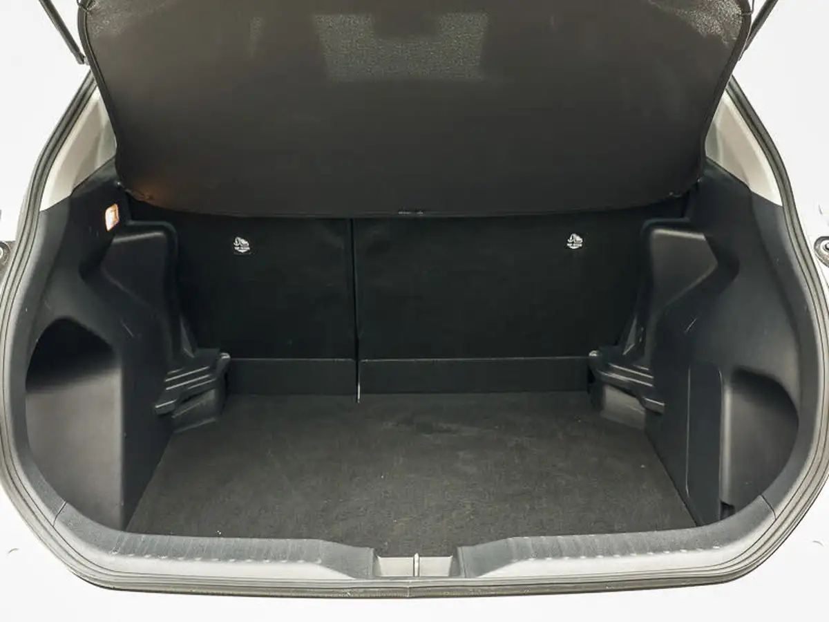 2022-toyota-yaris-cross-15-vvt-i-icon-big-7