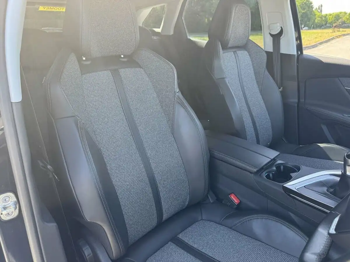 2018-peugeot-3008-suv-12-puretech-allure-big-12