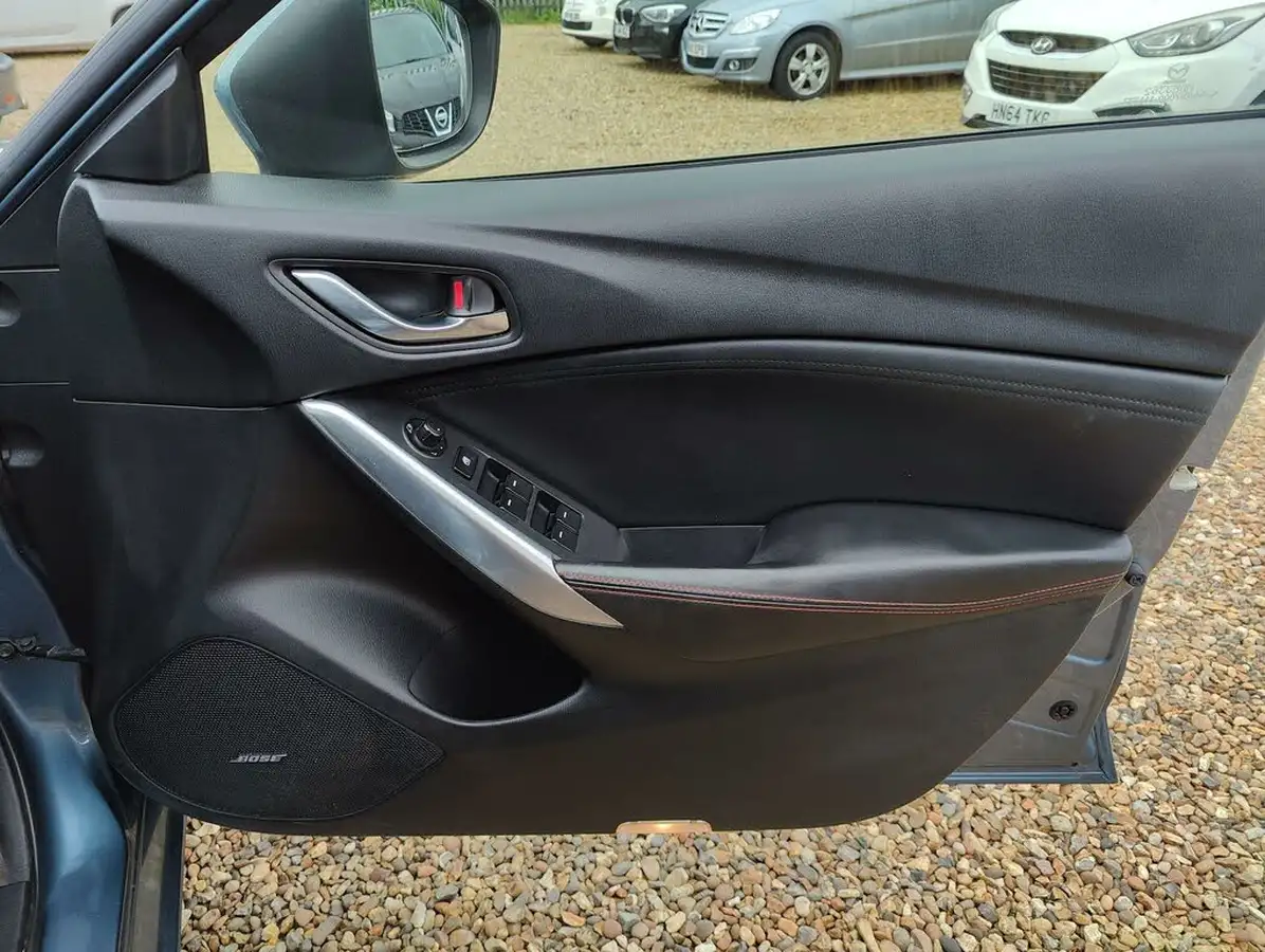 2013-mazda-mazda6-22d-sport-175ps-nav-saloon-4d-big-14