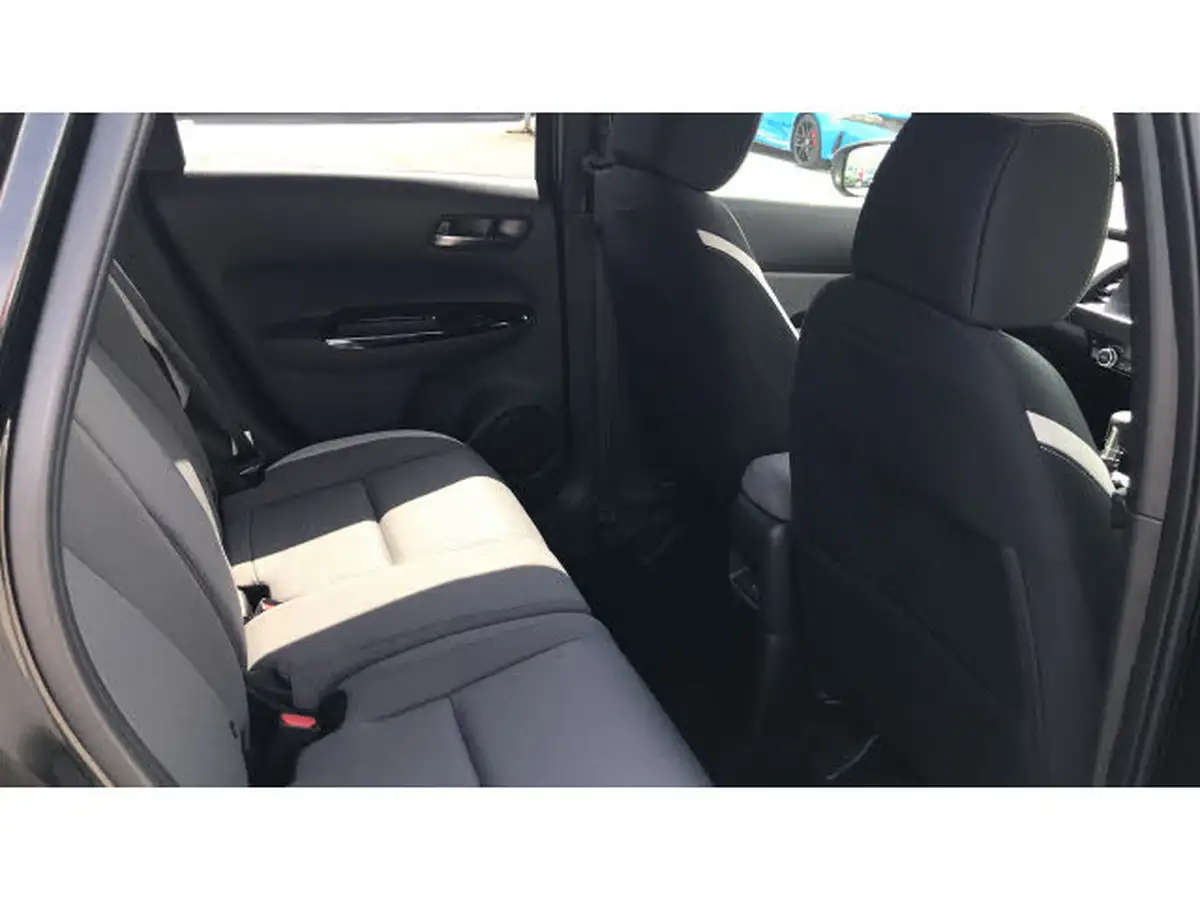 2021-honda-jazz-15-i-mmd-crosstar-ex-109ps-two-tone-big-25