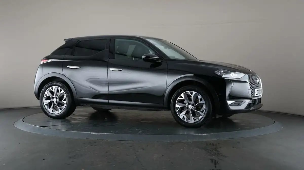 2020-ds-ds-3-crossback-e-tense-ultra-prestige-big-54
