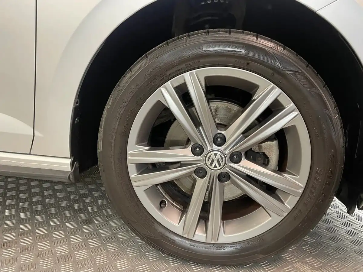 2020-volkswagen-polo-10-tsi-r-line-115ps-dsg-big-12