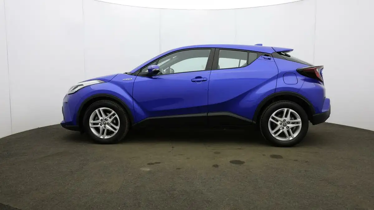2021-toyota-c-hr-18-vvt-i-icon-big-67