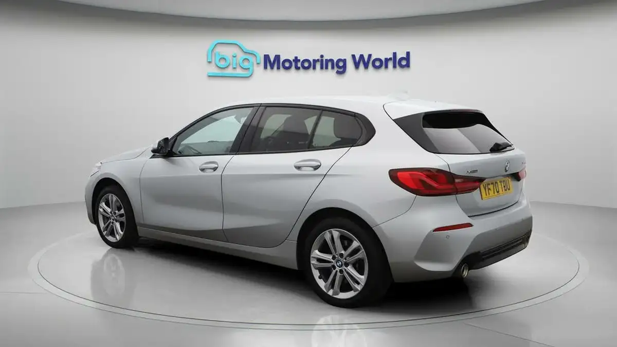 2020-bmw-1-series-big-5