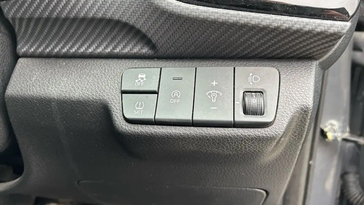 2022-kia-stonic-10-t-gdi-gt-line-s-big-21