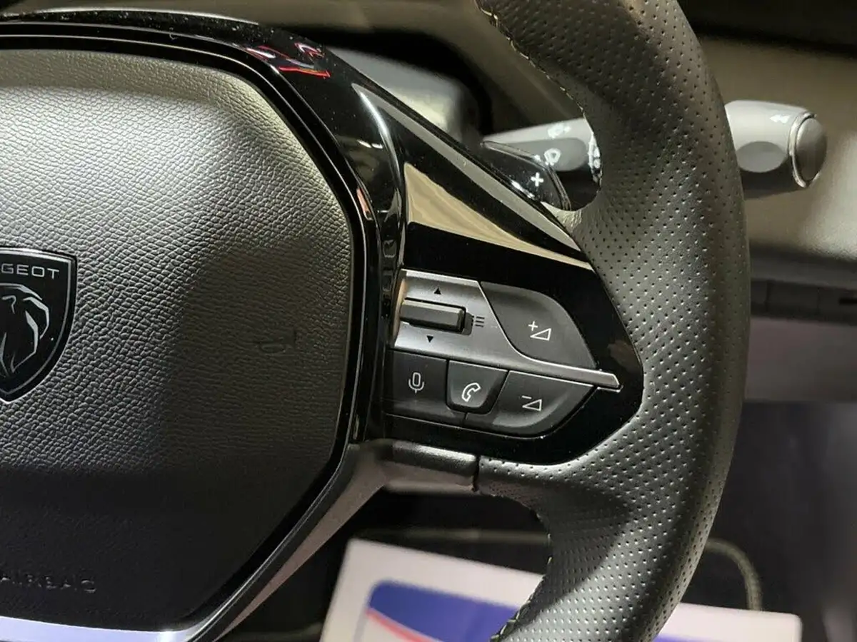 2024-peugeot-308-12-puretech-gt-130ps-ss-eat8-big-22