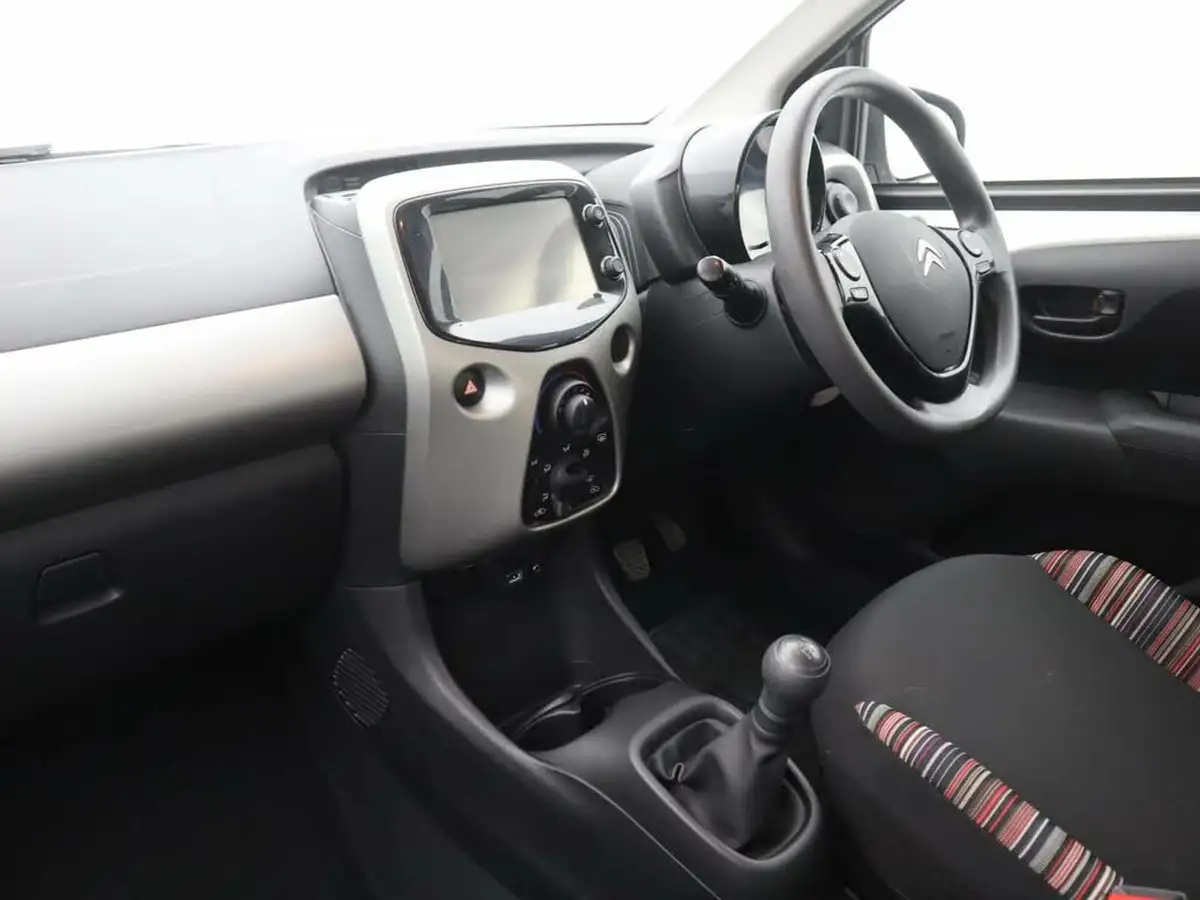 2018-citroen-c1-10-vti-feel-72ps-3d-big-12