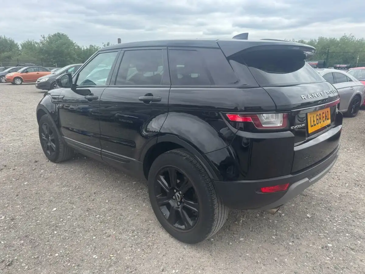 2018-land-rover-range-rover-evoque-20ed4-se-tech-hatchback-5d-big-3