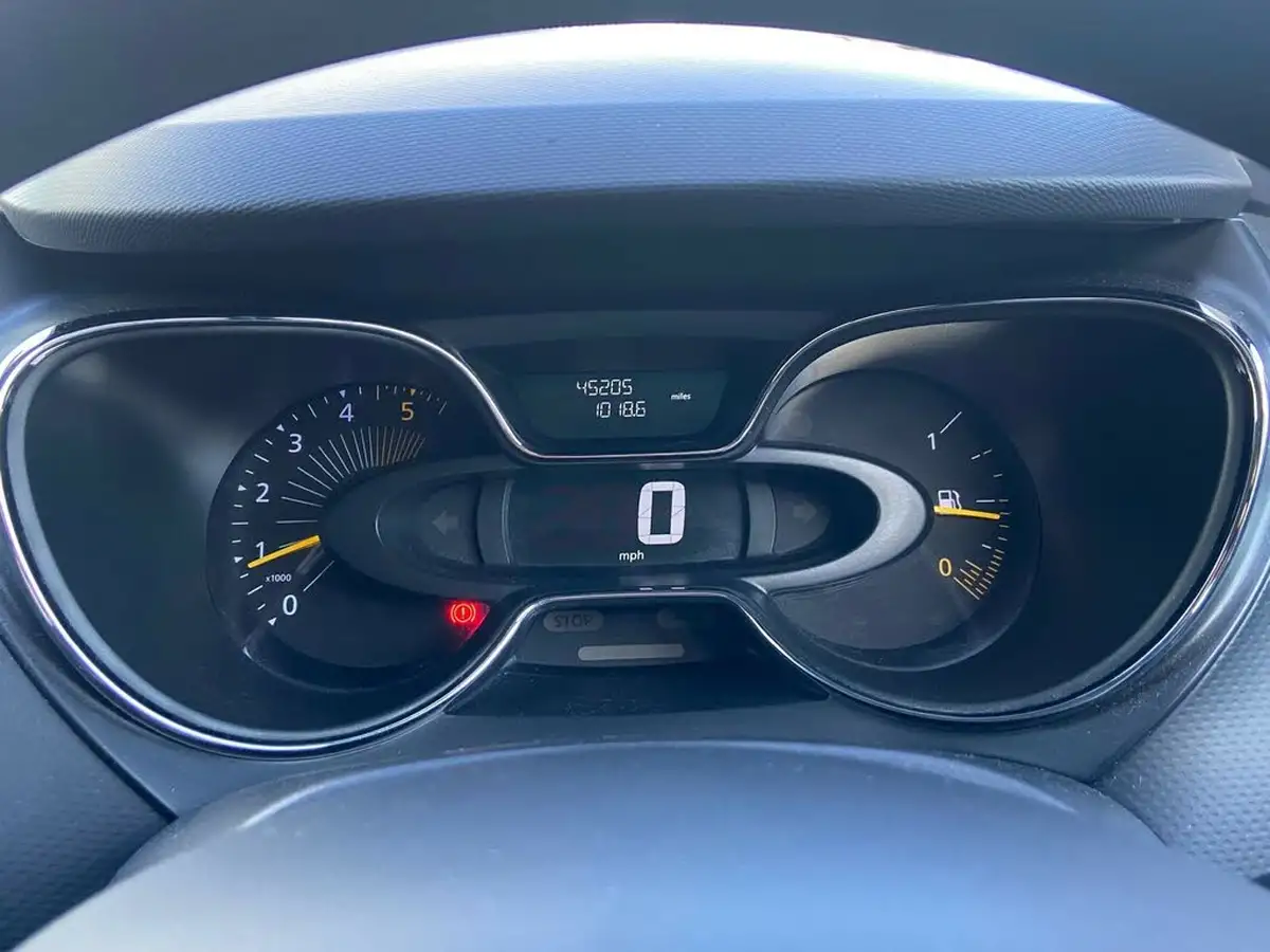 2015-renault-captur-15dci-expression-big-16