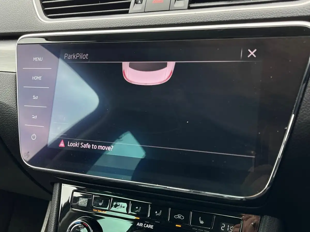 2018-skoda-superb-20tdi-scr-se-l-executive-150ps-hatchback-dsg-big-36