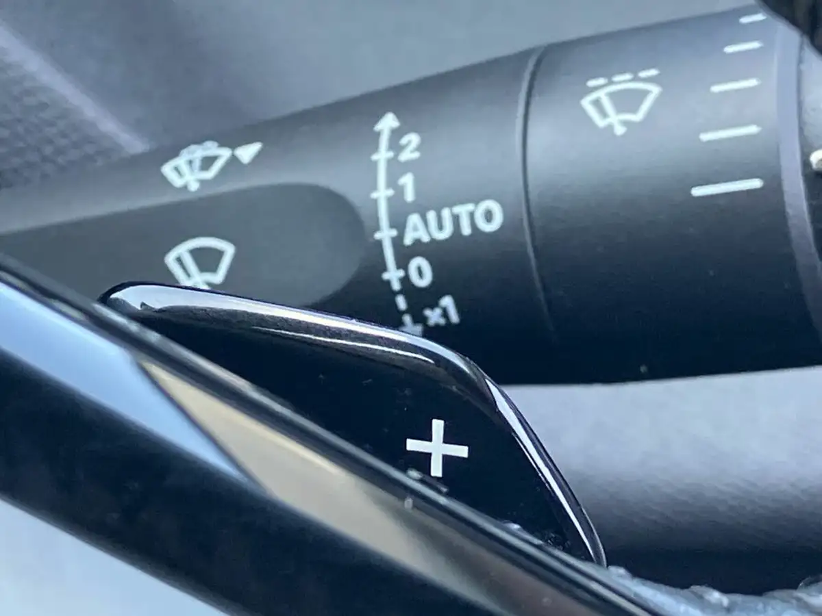 2022-peugeot-308-sw-12-puretech-allure-premium-station-wagon-eat8-big-45