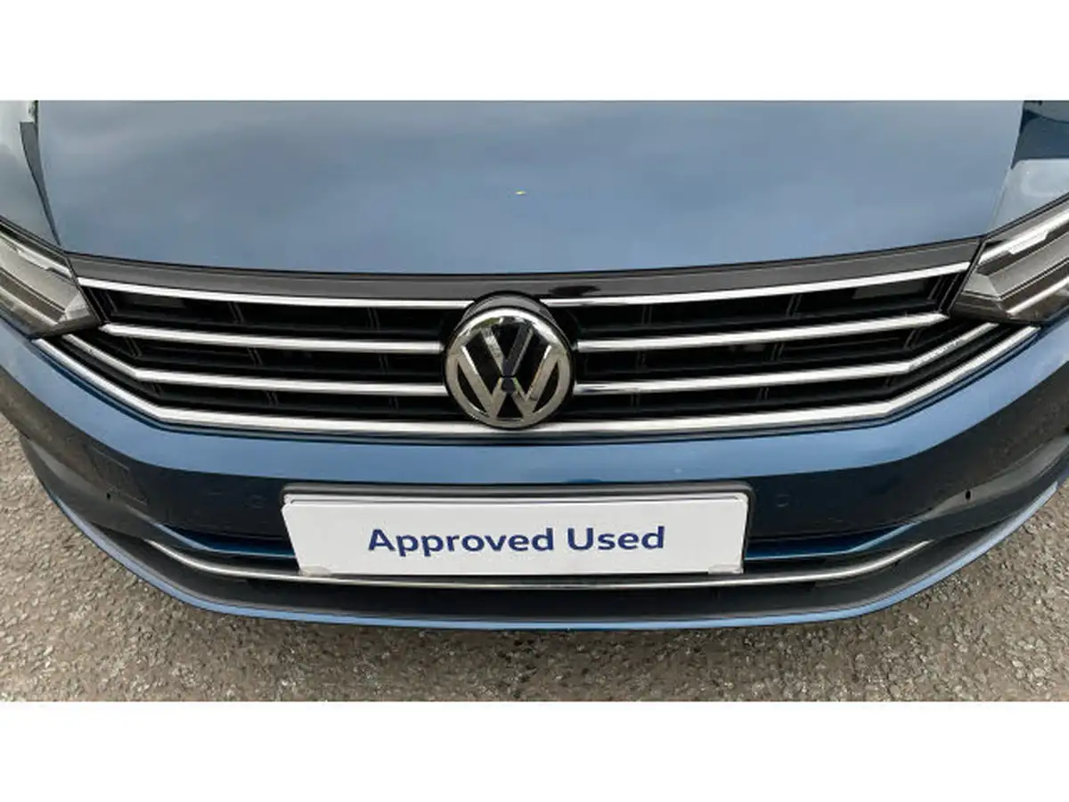 2020-volkswagen-passat-15-tsi-sel-saloon-4d-big-29
