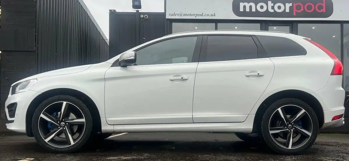 2014-volvo-xc60-24td-d4-r-design-lux-181bhp-nav-geartronic-big-7