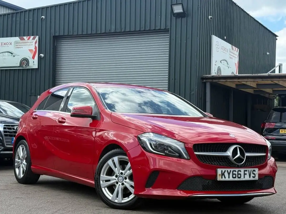 2016-mercedes-benz-a-class-21d-a200d-sport-premiumss-7g-dct-big-4