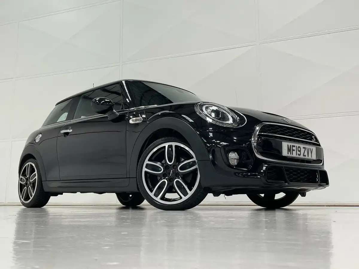 2019-mini-cooper-20-cooper-s-sport-189bhp-hatchback-3d-big-29