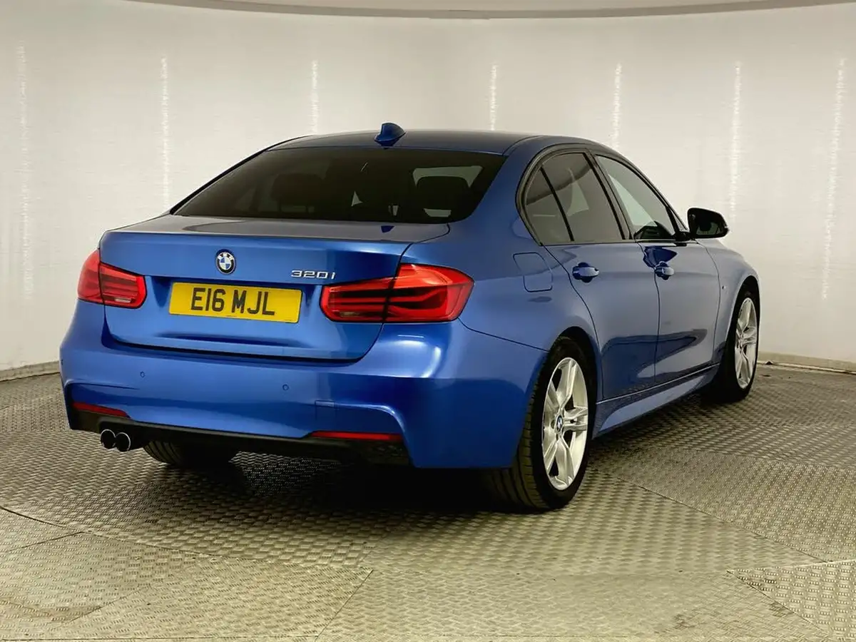 2018-bmw-3-series-20-320i-m-sport-saloon-4d-auto-big-6
