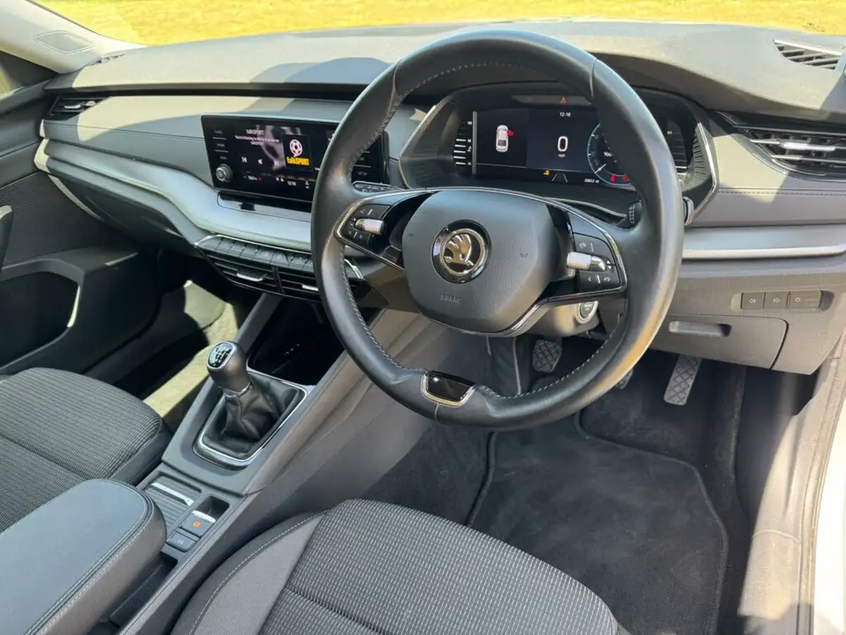 2020-skoda-octavia-15-tsi-se-first-edition-hatchback-big-37