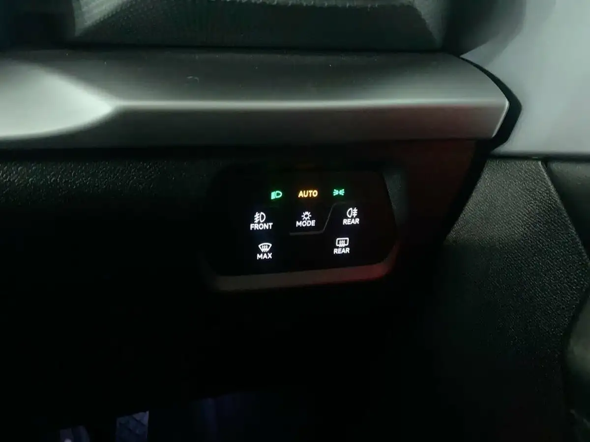 2021-seat-leon-15-tsi-evo-fr-130ps-hatchback-big-23