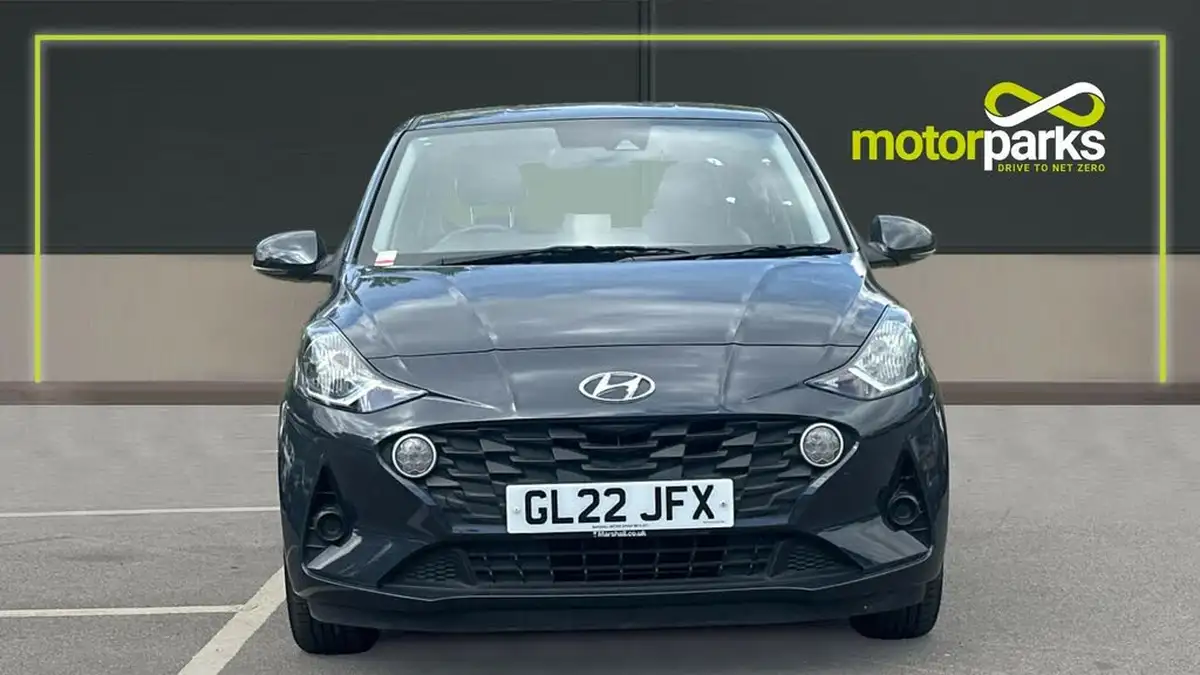 2022-hyundai-i10-12-se-connect-auto-big-7