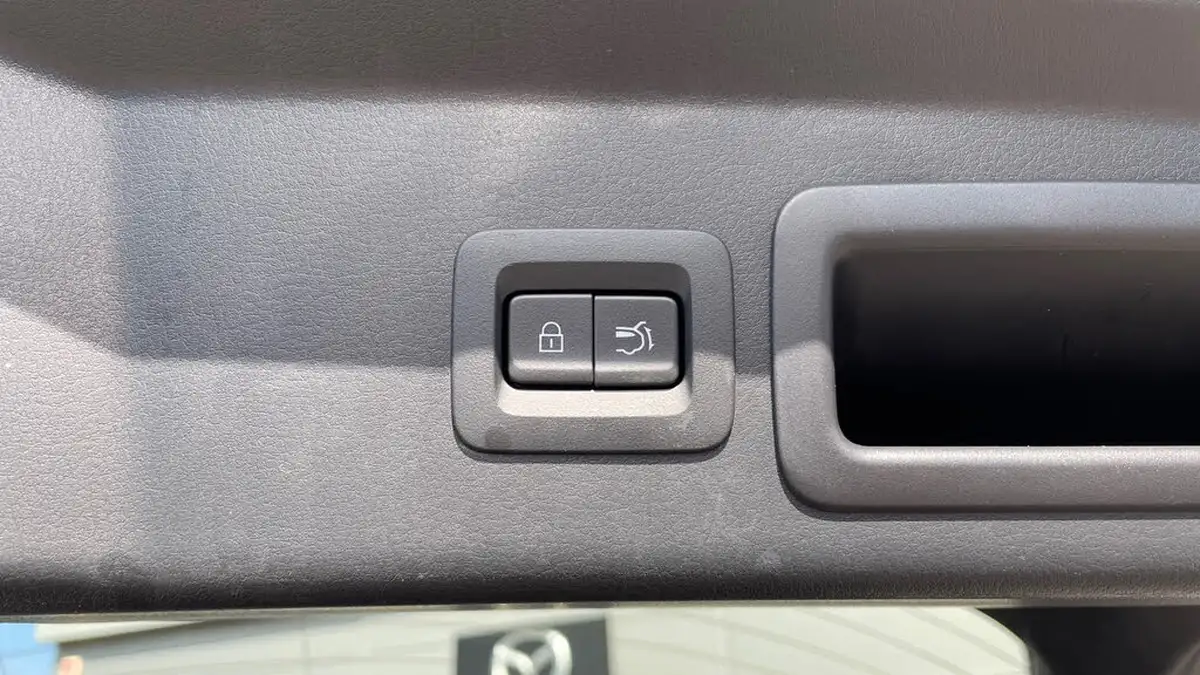 2022-mazda-cx-30-20-e-skyactiv-g-se-l-lux-big-21
