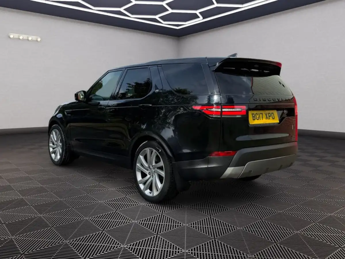 2017-land-rover-discovery-30td6-first-edition-big-4