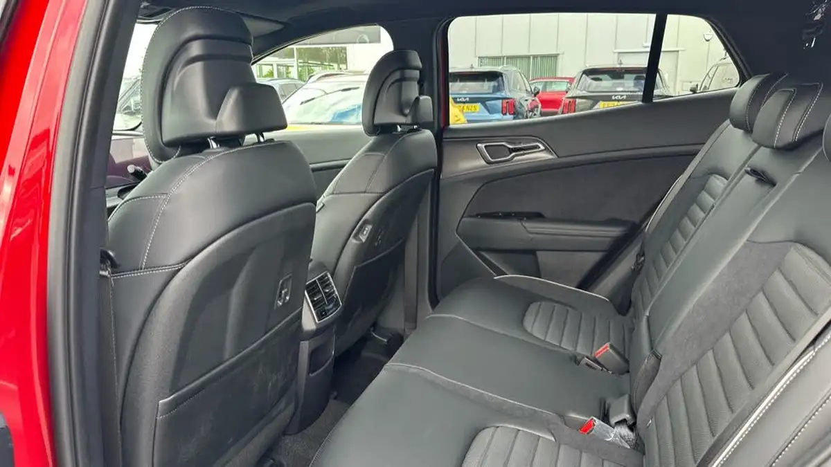2025-kia-sportage-16-t-gdi-gt-line-s-207bhp-hev-auto-big-8