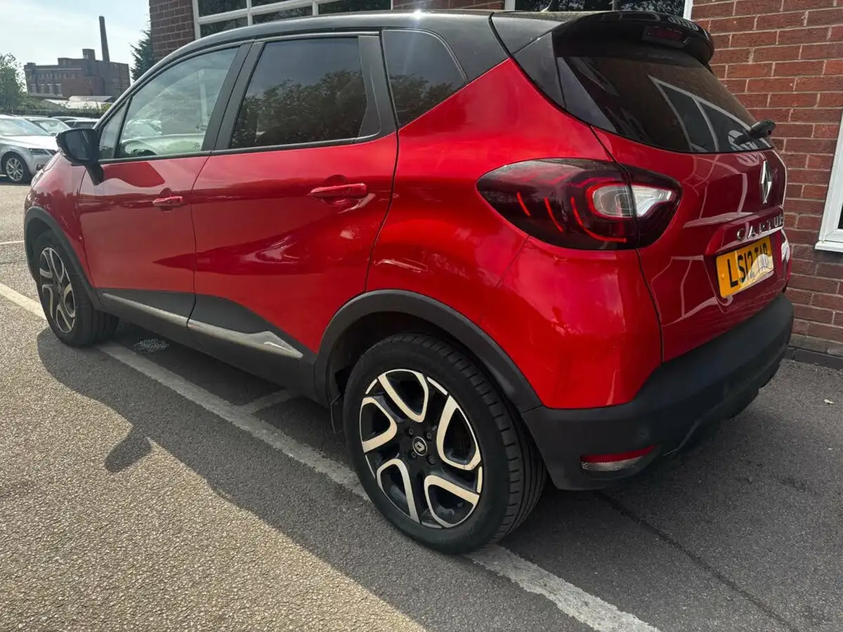 2019-renault-captur-09-tce-iconic-big-5