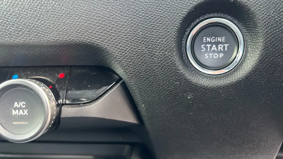 2021-citroen-c4-12-puretech-shine-130ps-big-39