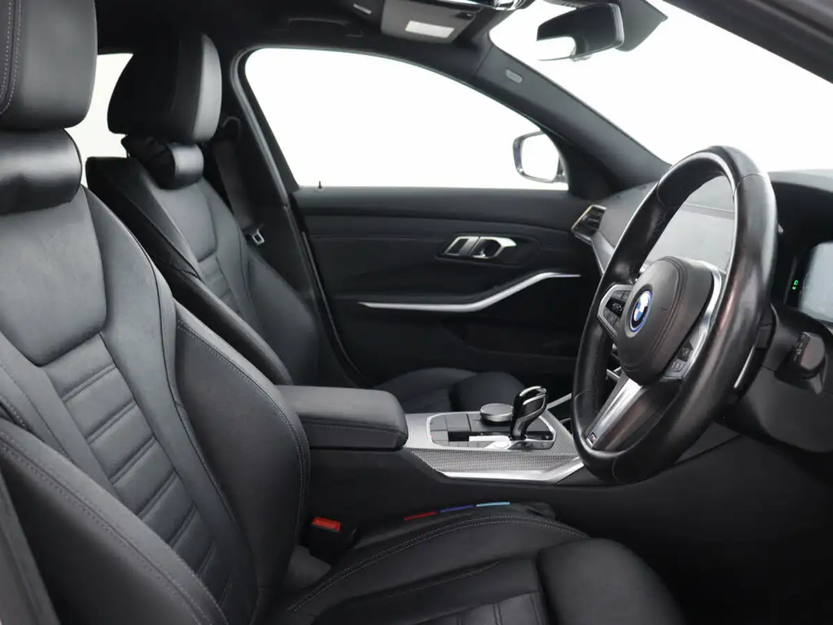 2021-bmw-3-series-20-330e-m-sport-touring-5d-big-41