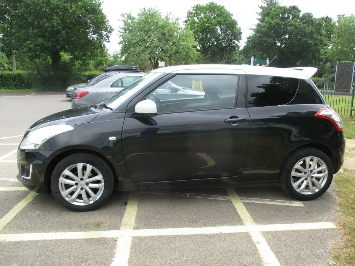 2015-suzuki-swift-12-sz-l-3d-big-9